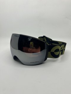 <img class='new_mark_img1' src='https://img.shop-pro.jp/img/new/icons1.gif' style='border:none;display:inline;margin:0px;padding:0px;width:auto;' />OAKLEY FLIGHT DECK 