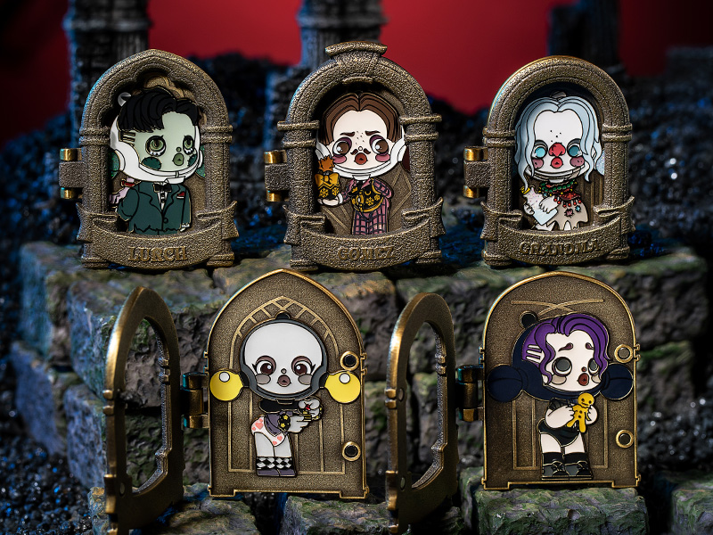 SKULLPANDA × THE ADDAMS FAMILY シリーズ ピンバッジ【アソートボックス】 - POP MART JAPAN  オンラインショップ