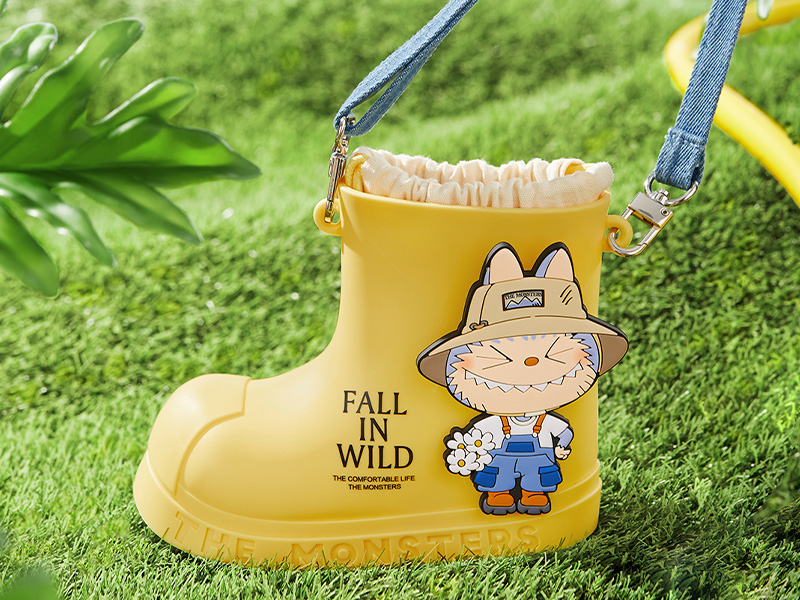 THE MONSTERS FALL IN WILD レインブーツ バッグ - POP MART THE MONSTERS FALL IN WILD レインブーツ バッグ - POP MART