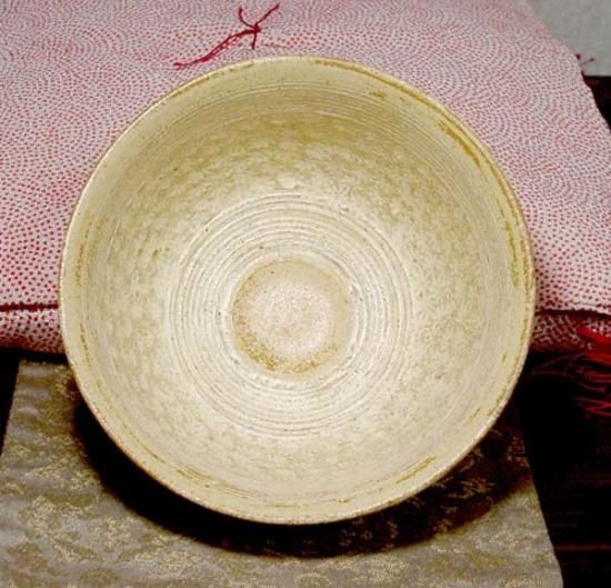 【訳あり】 近代陶芸家 新 - 共箱。 保証 無傷 茶碗 三嶋 黄瀬戸 道林俊正作 工芸品