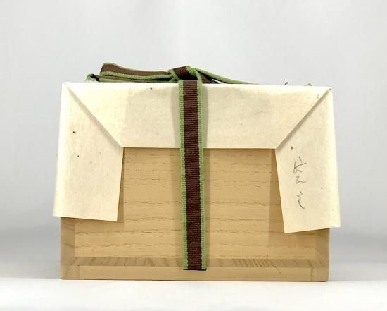 出雲焼 楽山窯 長岡住右衛門(空味)作 漢人画 茶碗 無傷 箱誂 保証 出雲焼 楽山窯 長岡住右衛門(空味)作 漢人画 茶碗 無傷 箱誂 保証