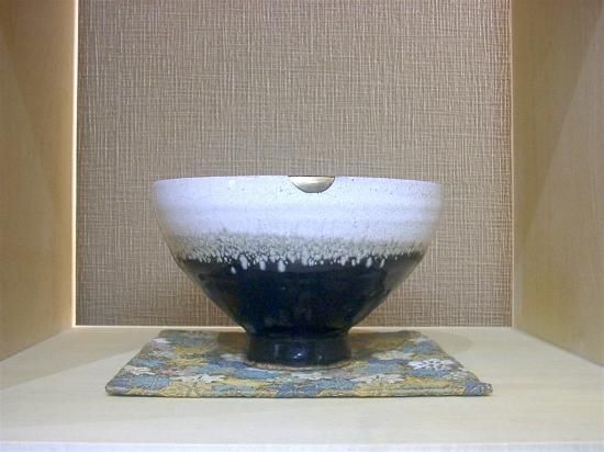 人間国宝　清水卯一作　水指　共箱 清水卯一（作） 青磁貫入水指 共箱 誂え蓋付 | 古美術ささき