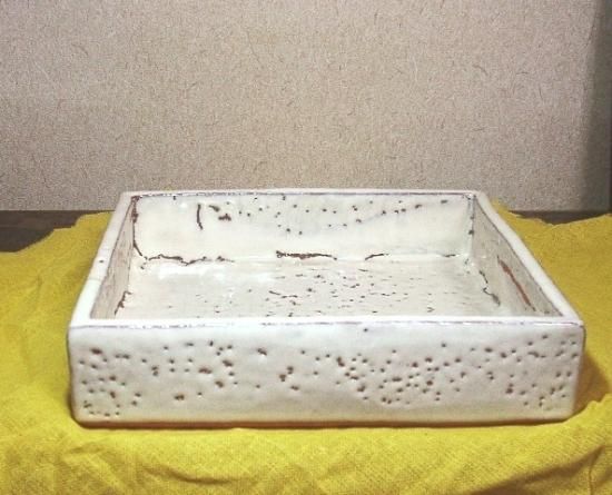三輪栄造作萩角皿。
