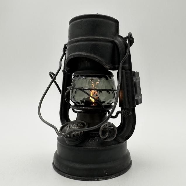 Magma Glass Studio【ランタングローブ】Smoke Gray Magma Glass Studio【ランタングローブ】Smoke Gray