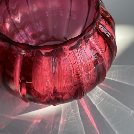 Magma Glass Studio【ランタングローブ】Pink Ruby Magma Glass Studio【ランタングローブ】Pink Ruby
