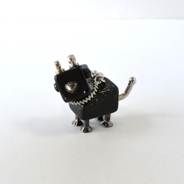 <img class='new_mark_img1' src='https://img.shop-pro.jp/img/new/icons1.gif' style='border:none;display:inline;margin:0px;padding:0px;width:auto;' />ザ・ビエルの犬<br>～クロ～