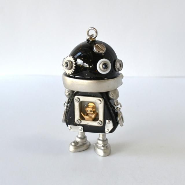 <img class='new_mark_img1' src='https://img.shop-pro.jp/img/new/icons1.gif' style='border:none;display:inline;margin:0px;padding:0px;width:auto;' />ポンコツ合体<br>ロボキュン<br>～ブラックゴールドラメ～