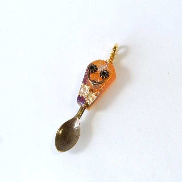 <img class='new_mark_img1' src='https://img.shop-pro.jp/img/new/icons1.gif' style='border:none;display:inline;margin:0px;padding:0px;width:auto;' />プスーン<br>～オレンジ・花～