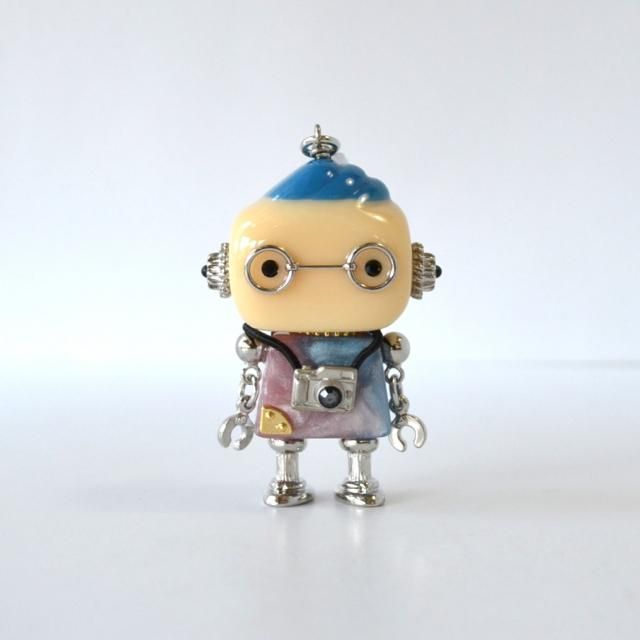 <img class='new_mark_img1' src='https://img.shop-pro.jp/img/new/icons1.gif' style='border:none;display:inline;margin:0px;padding:0px;width:auto;' />桃田 のり平<br>～パールパープルブルー～