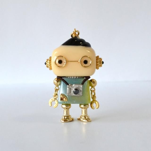 <img class='new_mark_img1' src='https://img.shop-pro.jp/img/new/icons1.gif' style='border:none;display:inline;margin:0px;padding:0px;width:auto;' />桃田 のり平<br>～パールブルーグリーン～