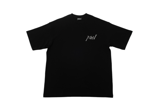 <img class='new_mark_img1' src='https://img.shop-pro.jp/img/new/icons14.gif' style='border:none;display:inline;margin:0px;padding:0px;width:auto;' />letter logo big silhouette tee