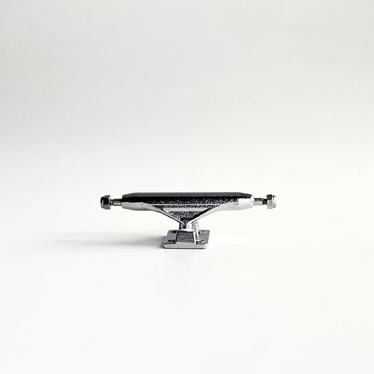 指スケ truck 指スケ】36mm fingerboard trucks raw - メルカリ