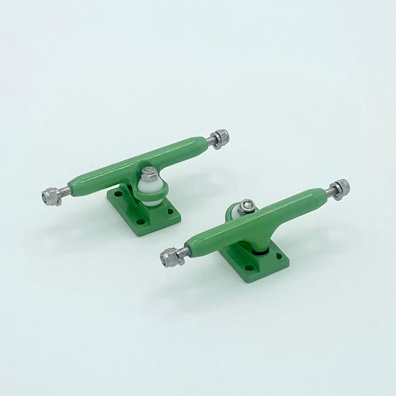 PROTRUCKS】Green - 32mm / 34mm - UAG F.B ｜指スケで世界中の