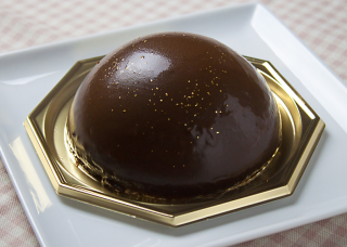 チョコレートケーキ（コスモス）