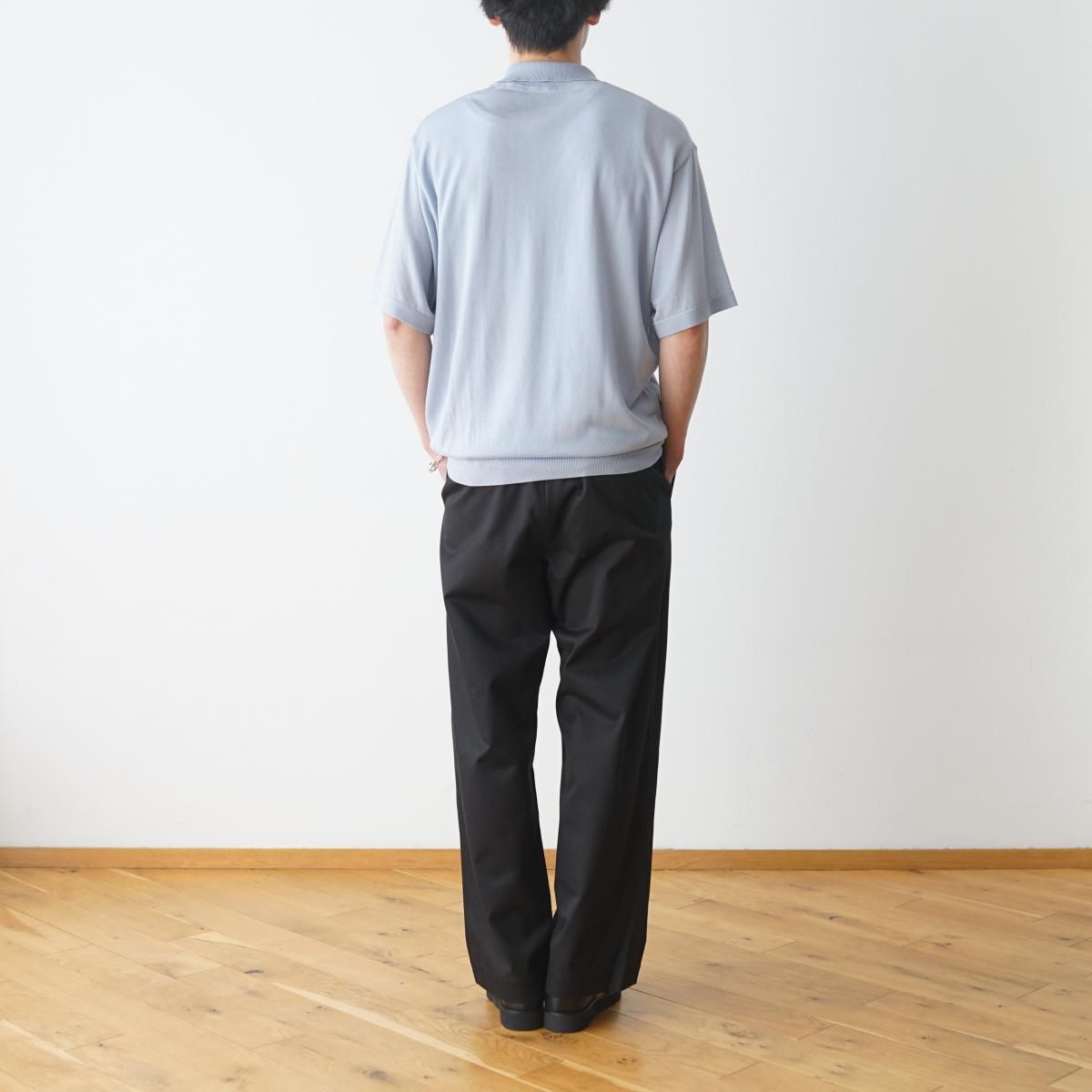 最安価格 ユニバーサルプロダクツ】 / PRODUCTS UNIVERSAL NO CHINO TUCK パンツ