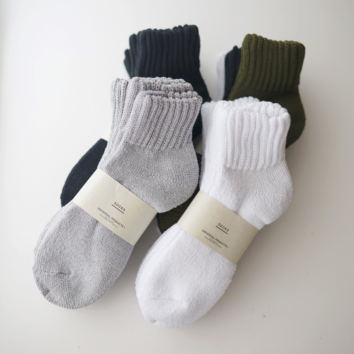 【UNIVERSAL PRODUCTS ユニバーサルプロダクツ】 3P PILE SOCKS - 3 COLOR