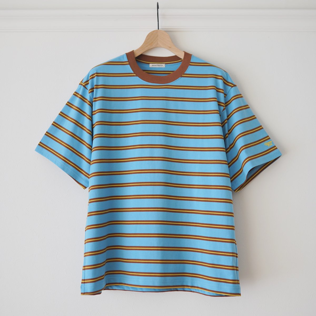 【UNIVERSAL PRODUCTS ユニバーサルプロダクツ】GIMME FIVE MULTI BORDER S/S T-SHIRT - BLUE
