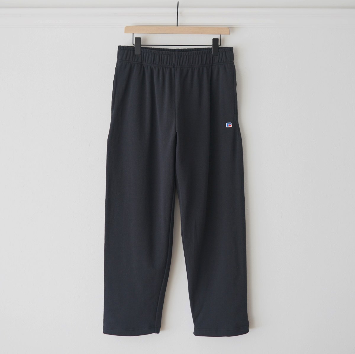 UNIVERSAL PRODUCTS ˥Сץġ RUSSELL SWEAT PANTS - BLACK