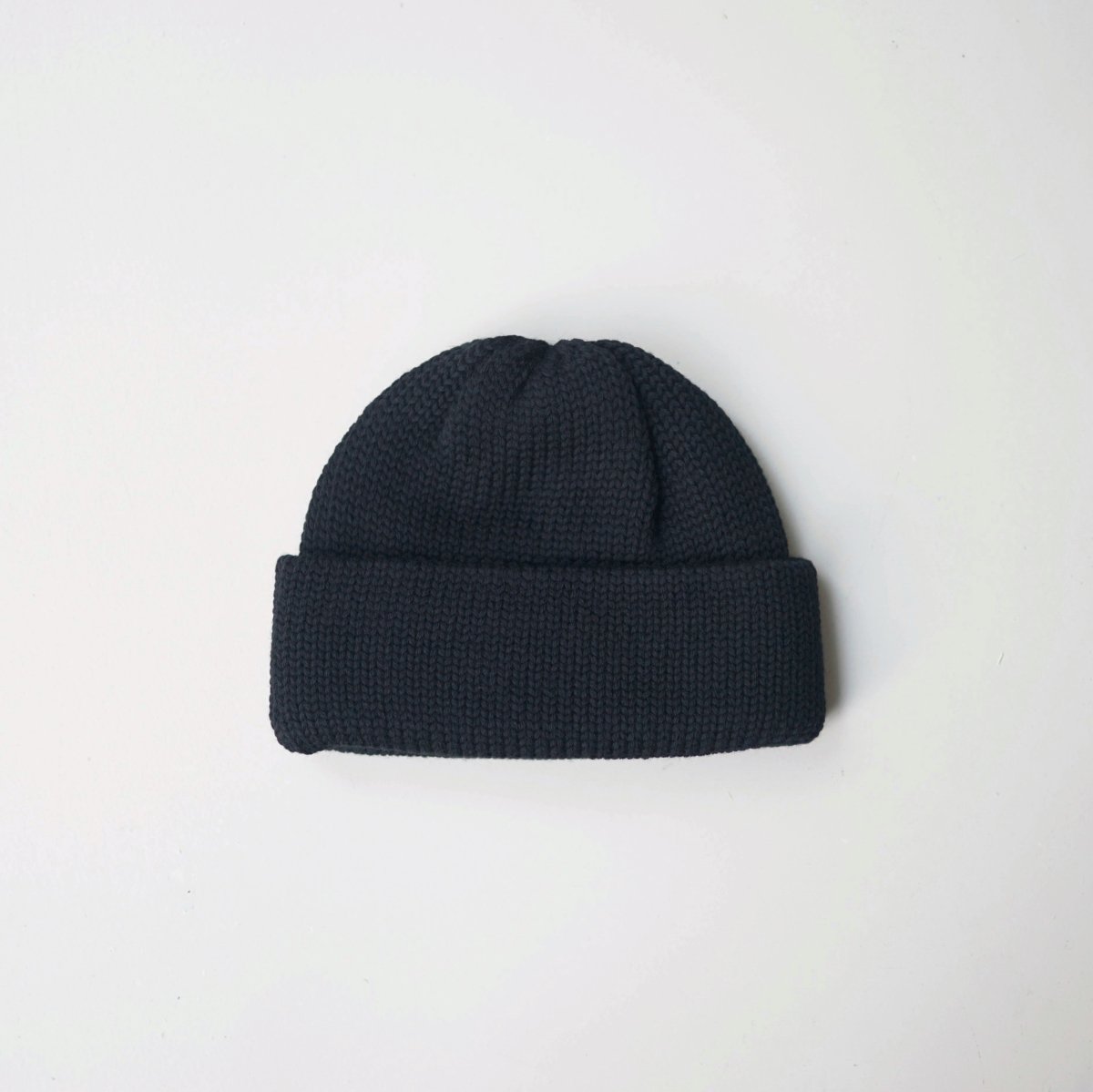 COMESANDGOES ॺɥ WOOL STANDARD KNIT - BLACK