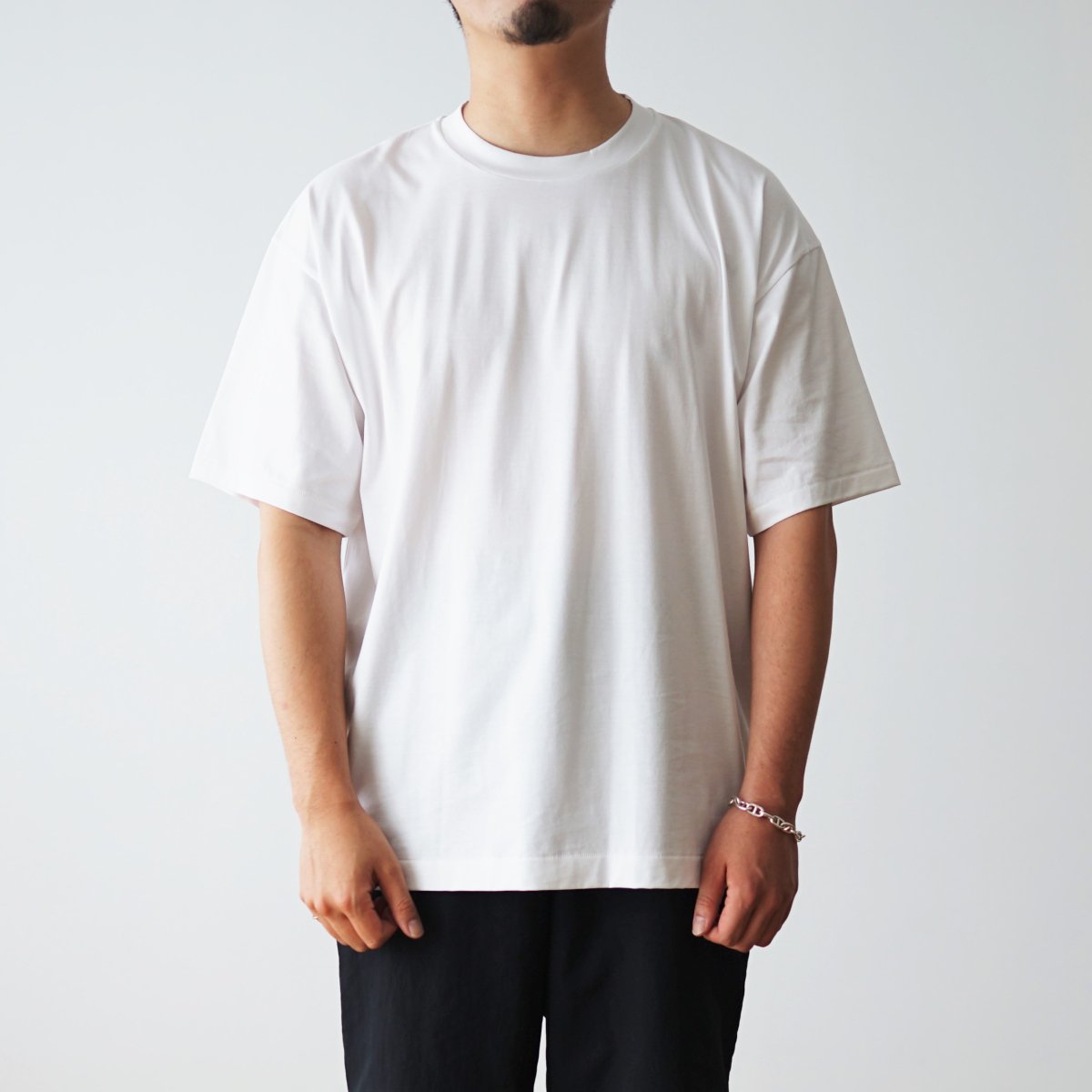 ATON エイトン】 SUVIN 60/2 OVERSIZED T-SHIRT - WHITE / PARK ONLINE 