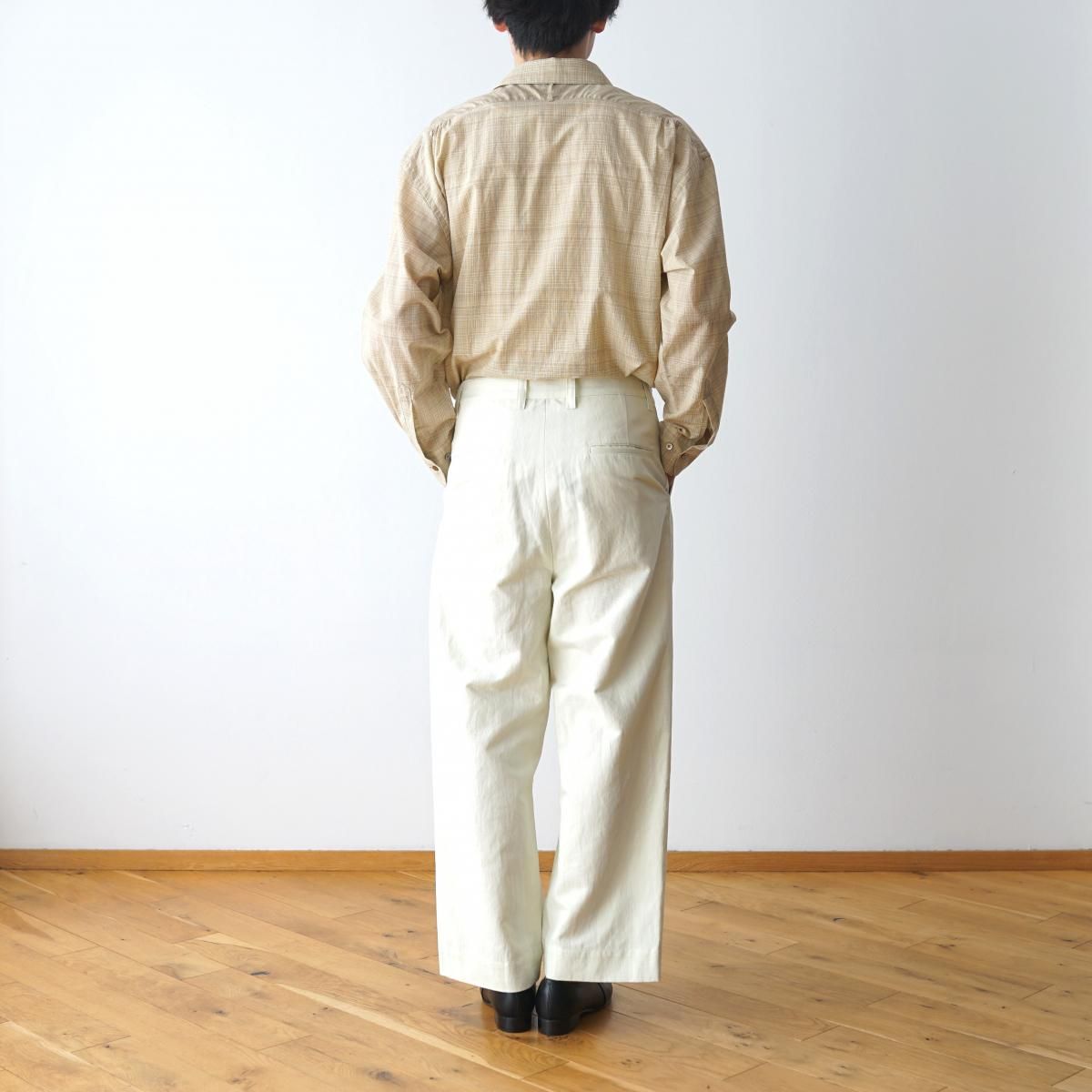 URU ウル リネンショーツ URU(ウル)/CREW NECK KNIT/WHITE 通販 取り扱い-CONCRETE RIVER