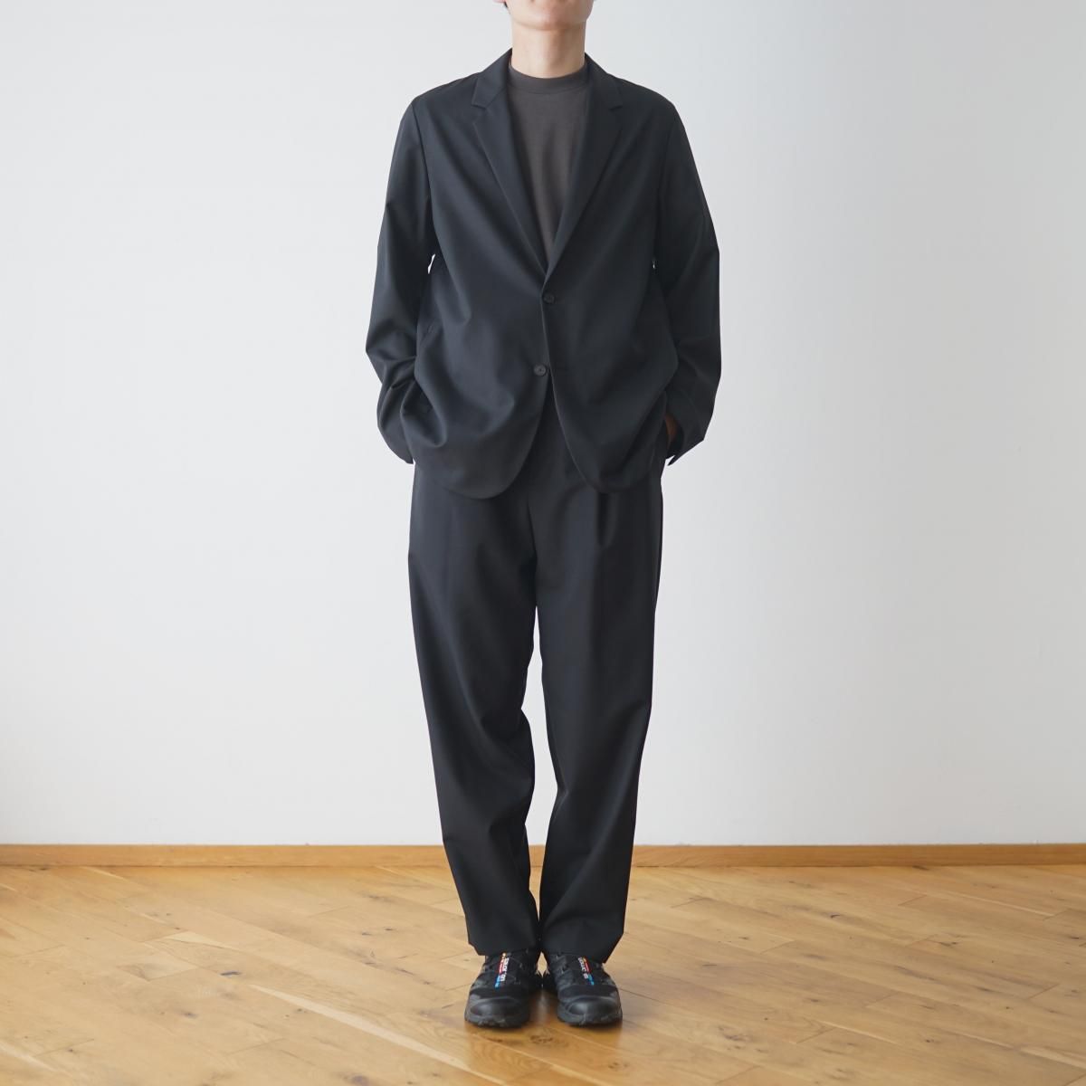 ATON エイトン】 WOOL TROPICAL TAPERED EASY PANTS - BLACK ATON エイトン】 WOOL TROPICAL TAPERED EASY PANTS - BLACK