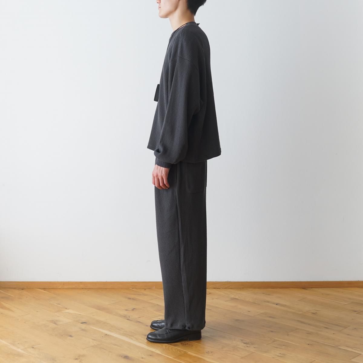 refomed リフォメッド】 AZEAMI THERMAL PANTS - CHARCOAL refomed リフォメッド】 AZEAMI THERMAL PANTS - CHARCOAL