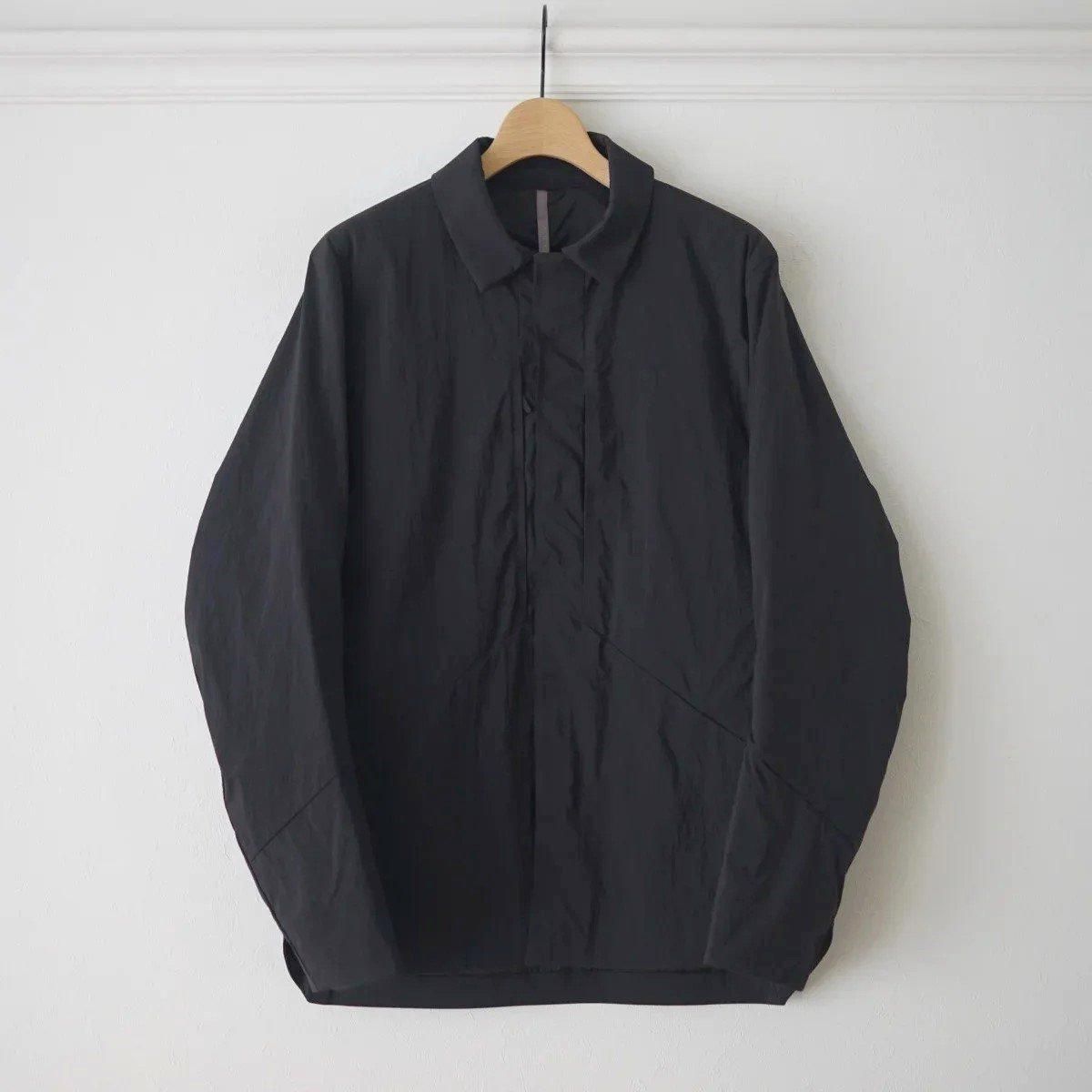 【2024 AW】【ARC'TERYX VEILANCE / アークテリクス ヴェイランス】 MIONN INSULATED OVERSHIRT - BLACK