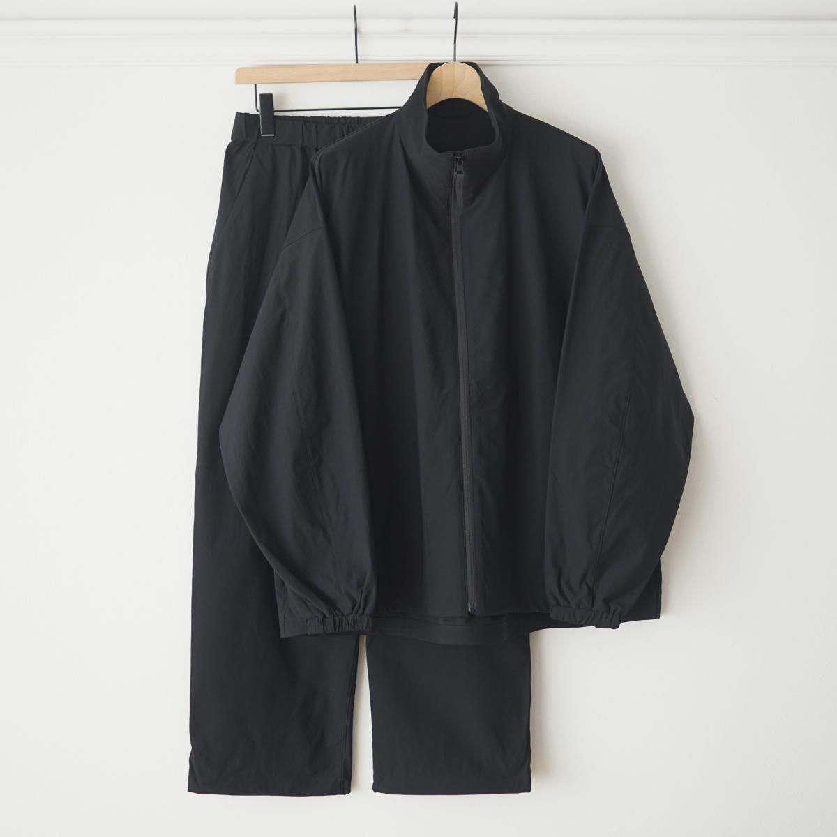 4/12ȯۡ2025 SSۡFreshService / եå奵ӥ CORPORATE TRACK SUIT - BLACK