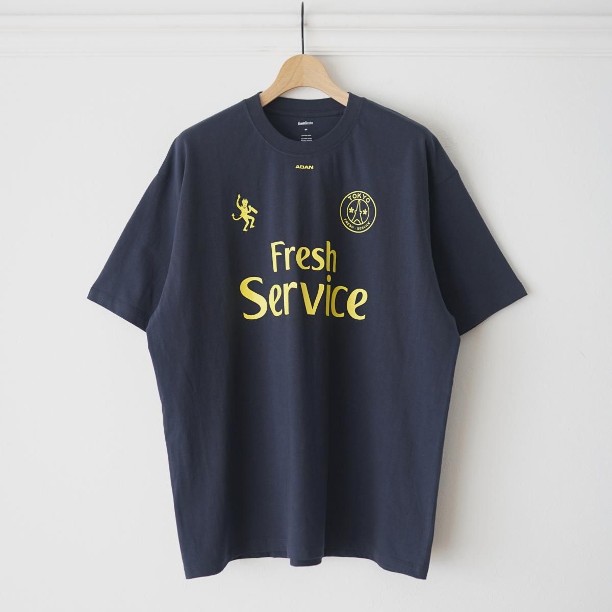 4/12ȯۡ2025 SSۡFreshService / եå奵ӥ CORPORATE PRINTED S/S TEE 