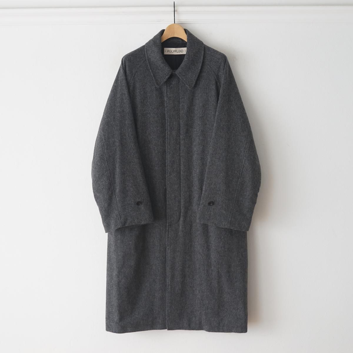 10/18ȯۡ25AWۡPOLYPLOID / ݥץɡ LONG COAT 