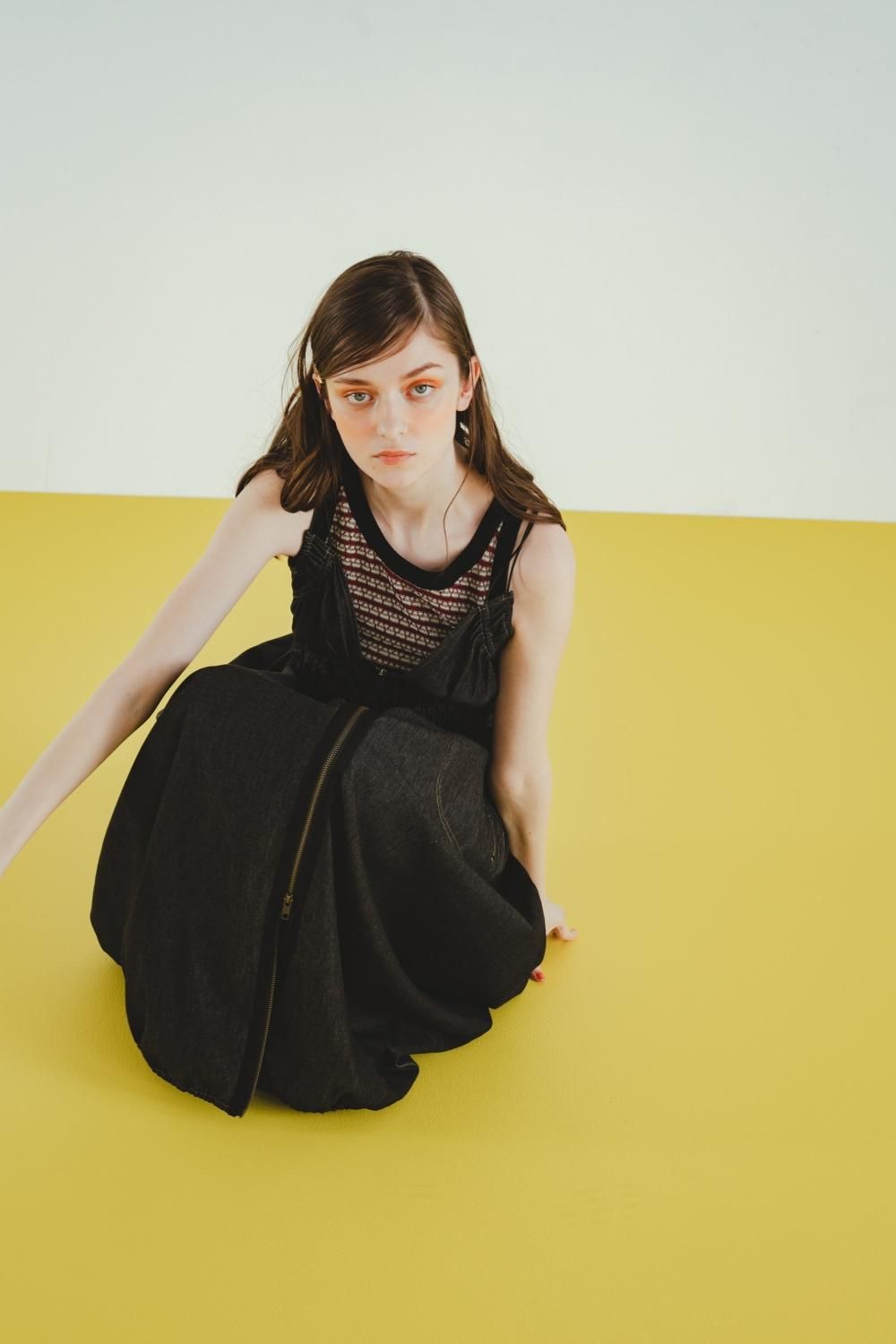 シャーリングキャミワンピース(DENIM) - PINUE シャーリングキャミワンピース(DENIM) - PINUE