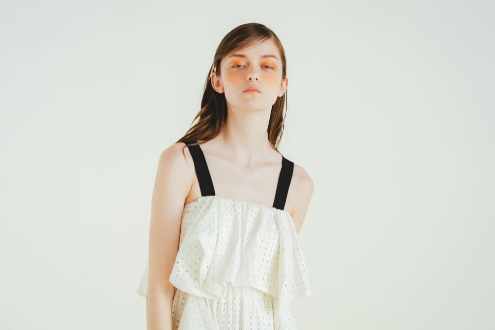 カットワークレースワンピース(WHITE) - PINUE カットワークレースワンピース(WHITE) - PINUE