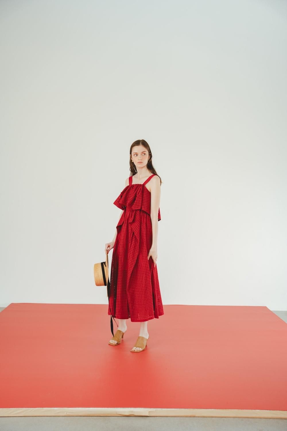 カットワークレースワンピース（CRANBERRY） - PINUE