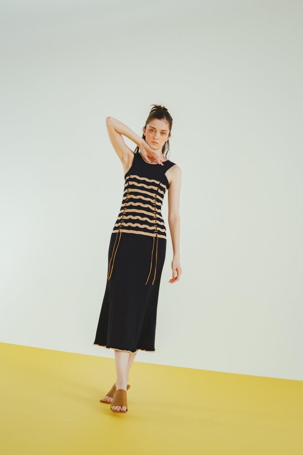 ウェーブボーダーステッチニットワンピース(NAVY) - PINUE ウェーブボーダーステッチニットワンピース(NAVY) - PINUE
