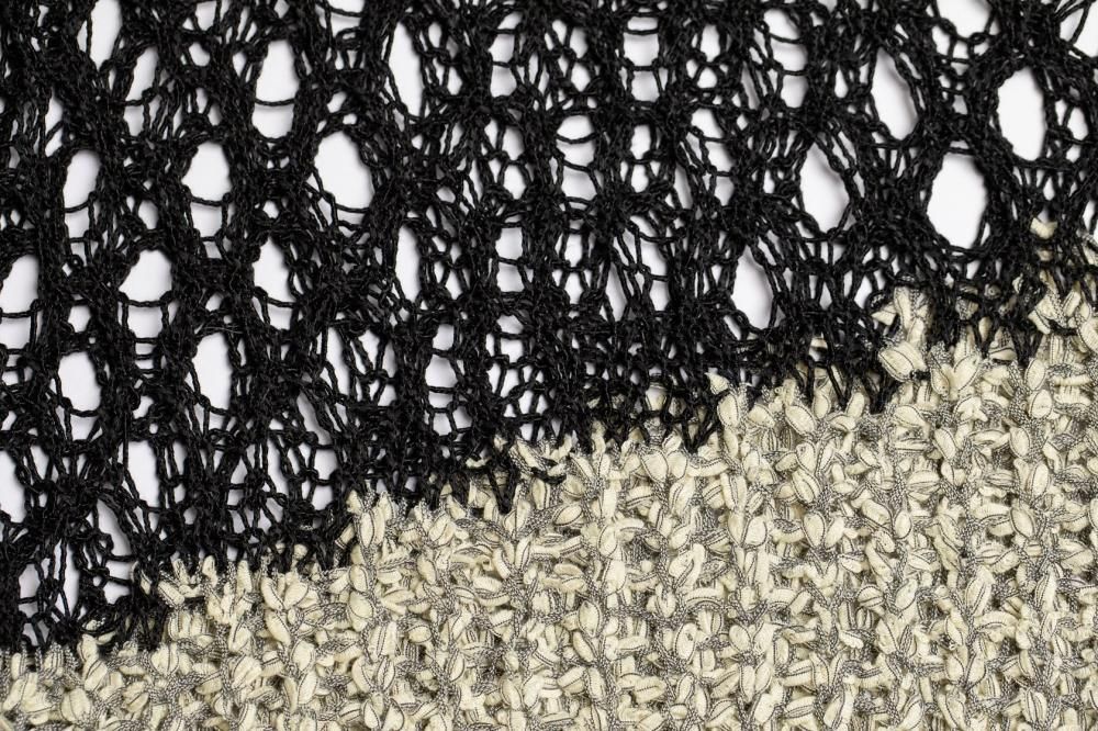 メッシュ切替ニットワンピース(MONOTONE) - PINUE メッシュ切替ニットワンピース(MONOTONE) - PINUE