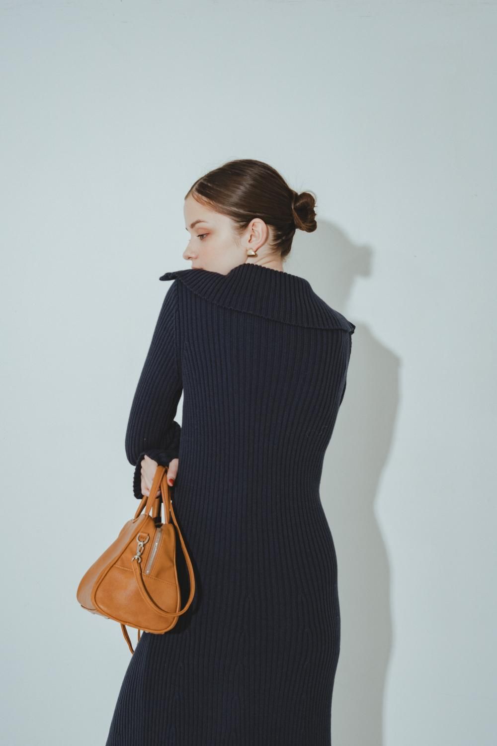 フロントボタンリブニットワンピース(NAVY) - PINUE フロントボタンリブニットワンピース(NAVY) - PINUE