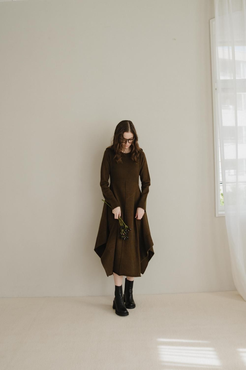 リブヘムニットワンピース(BROWN) - PINUE リブヘムニットワンピース(BROWN) - PINUE