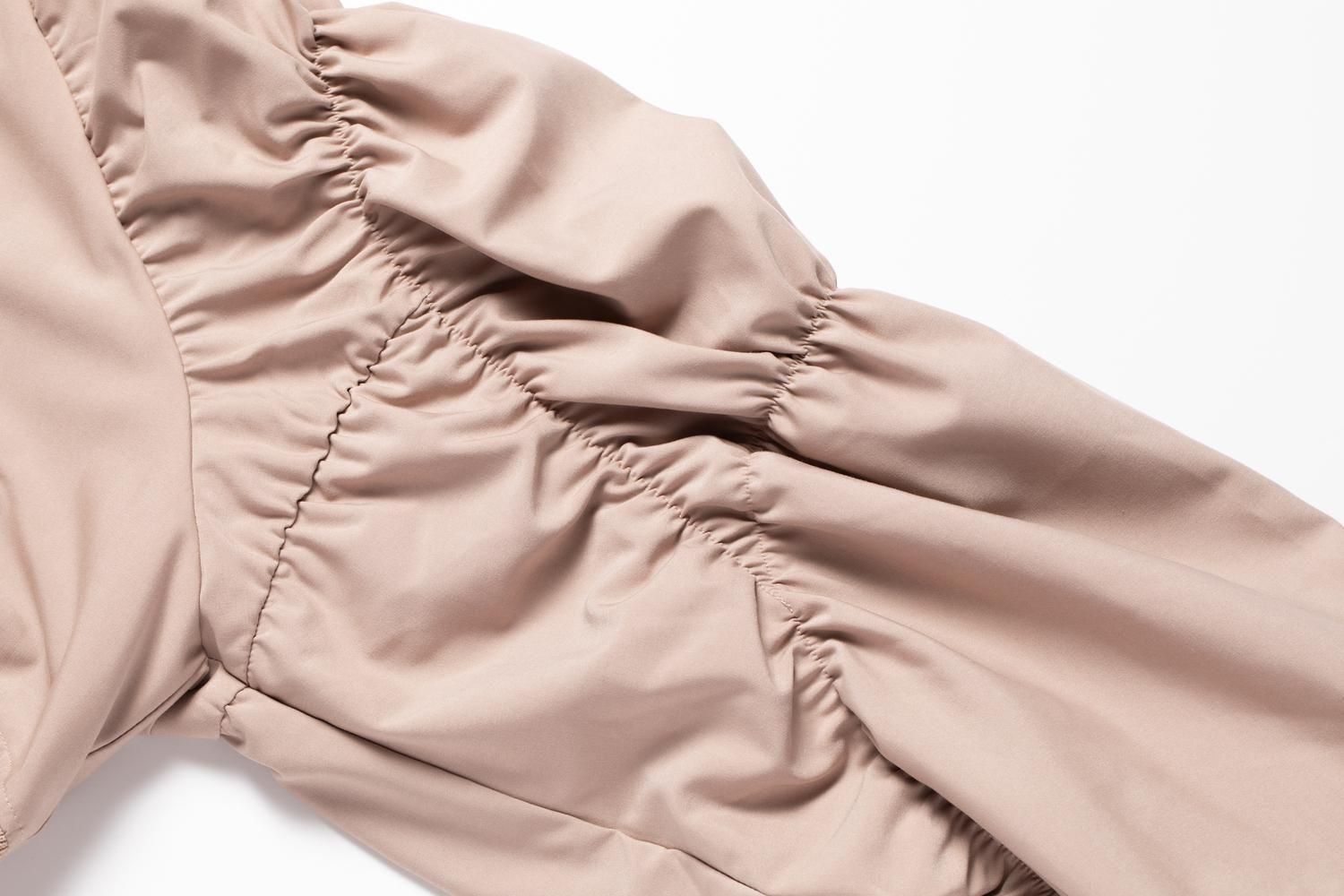 シャーリングスリーブブルゾン（BEIGE） - PINUE