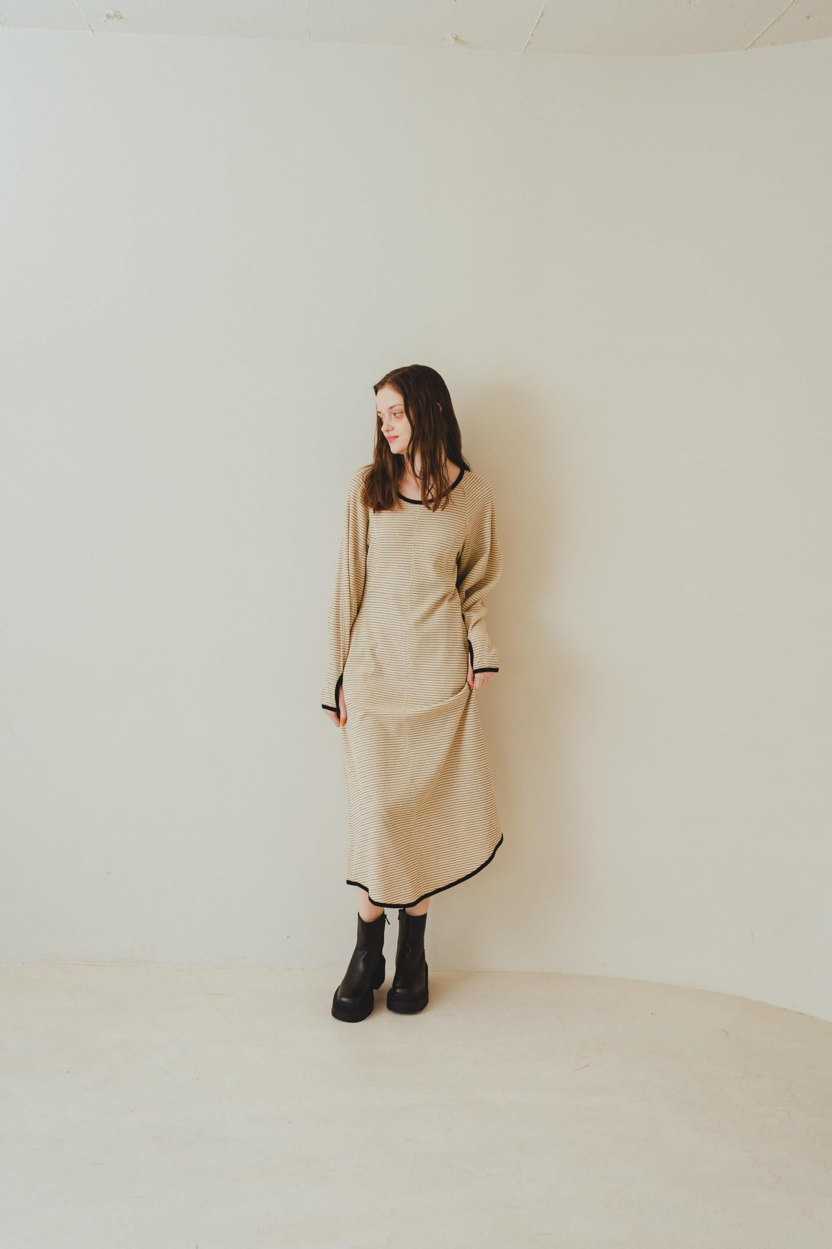 ボーダーサーマルワンピース(IVORY) - PINUE ボーダーサーマルワンピース(IVORY) - PINUE
