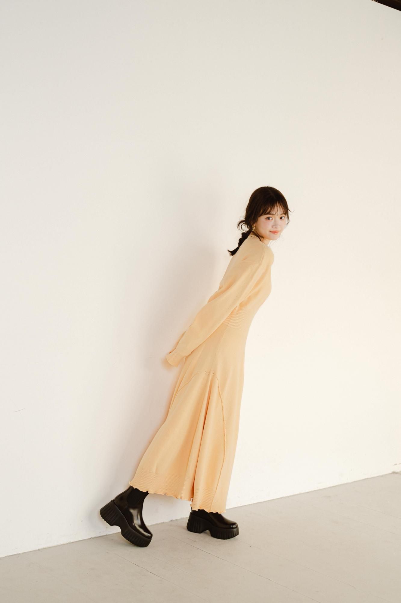 アイレットニットワンピース（YELLOW） - PINUE