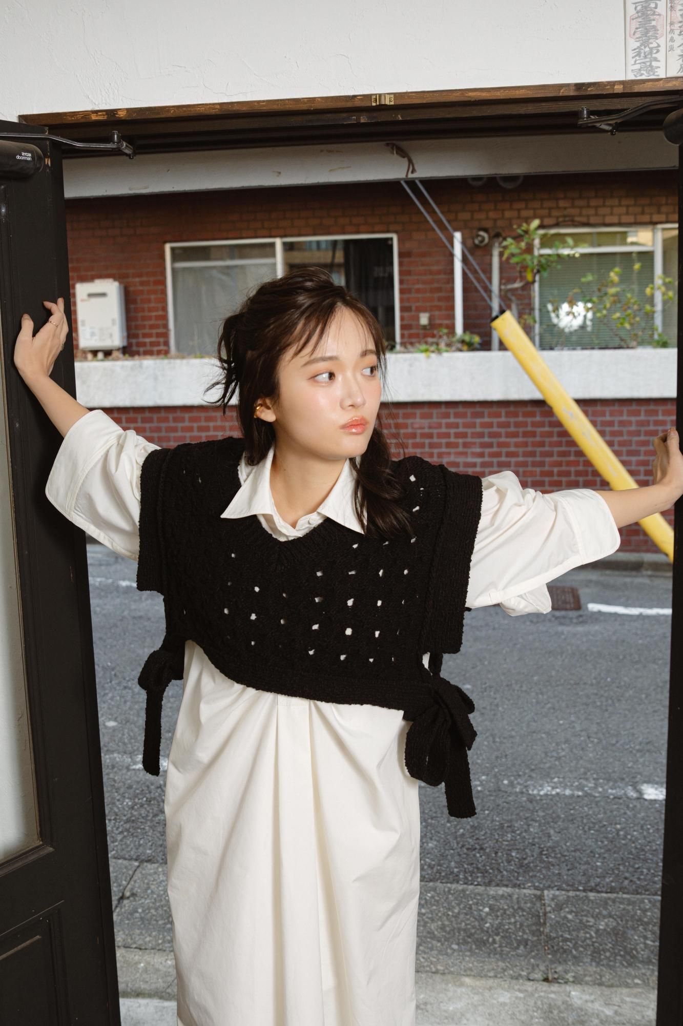 フロントギャザーシャツワンピース（WHITE） - PINUE
