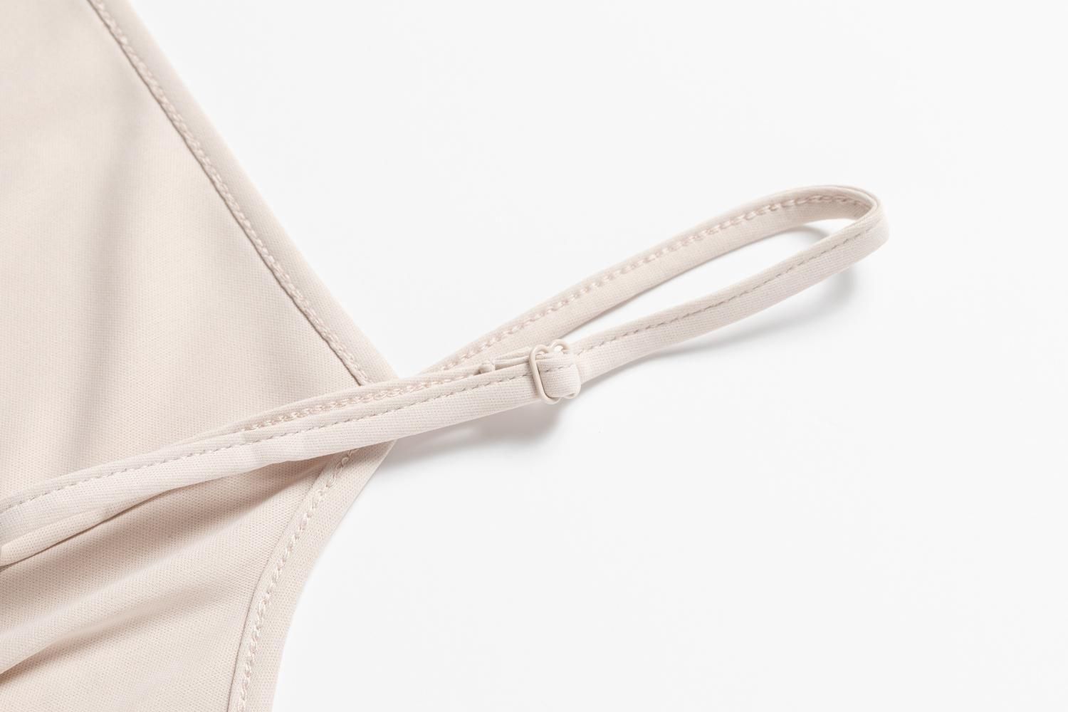 ミニフレアニットワンピース（BEIGE） - PINUE