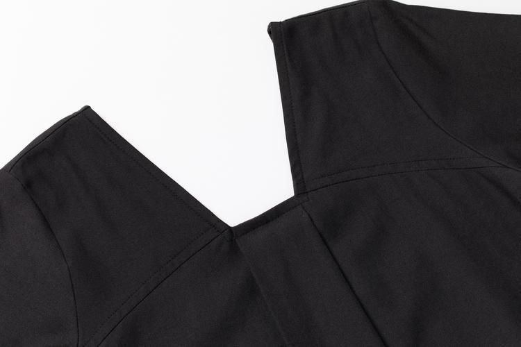 【新品タグ付き】【PINUE】レーストリムワンピース (ブラック) レーストリムワンピース(BLACK) - PINUE