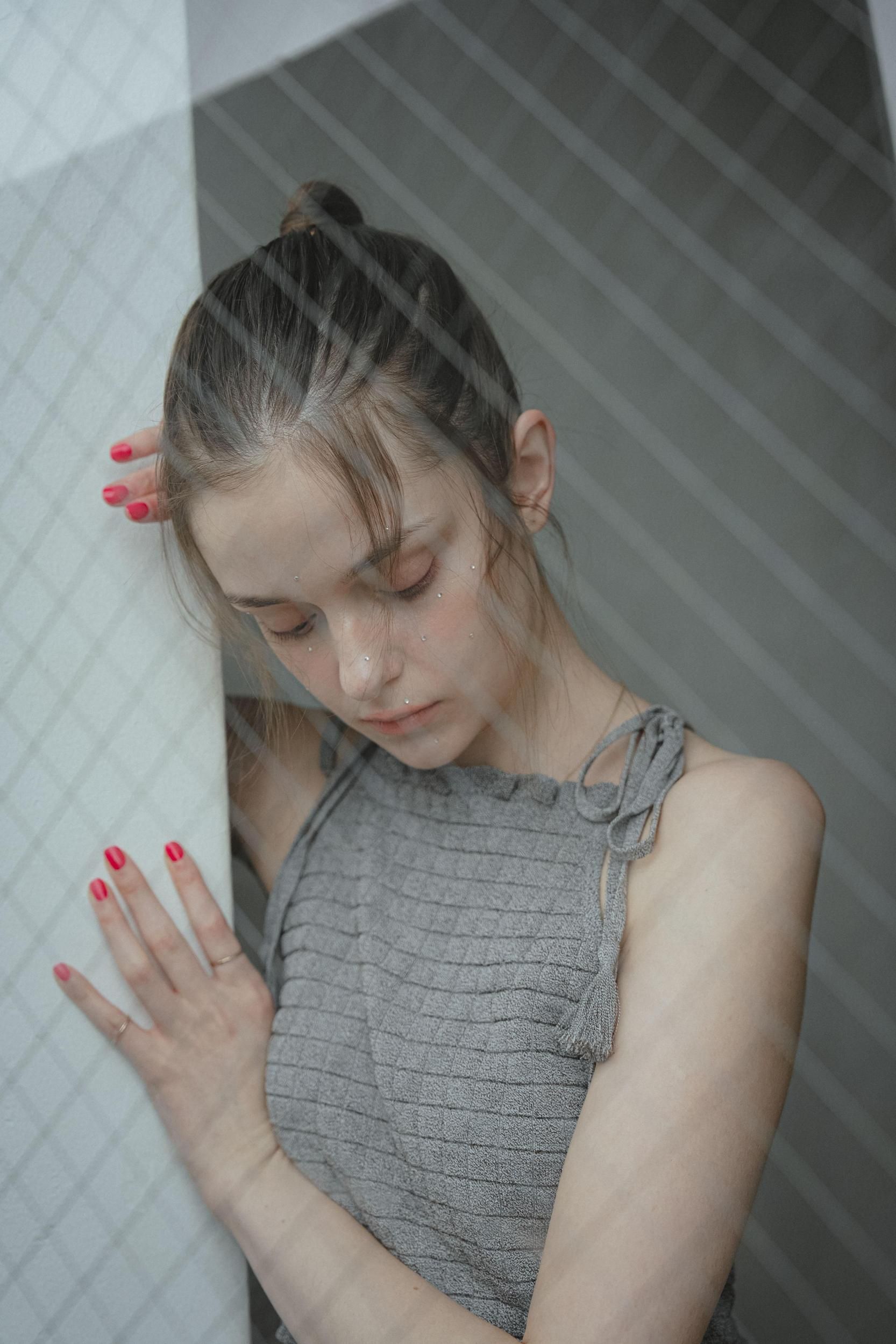 【トマト 】PINUE マルチカラーニットワンピース（グレー✖️ピンク） トマト 】PINUE マルチカラーニットワンピース（グレー