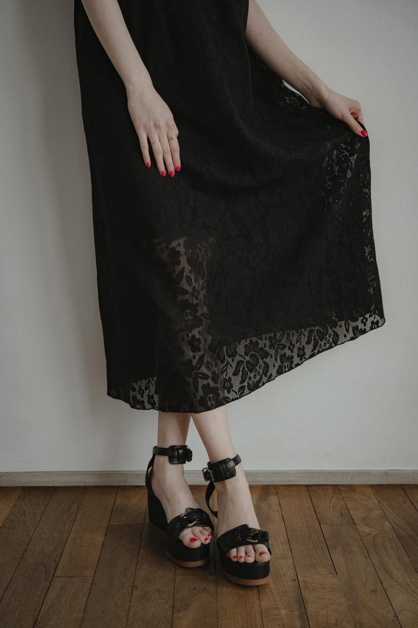 peu presプープレ　カットレースワンピース Creminous》カットアウト刺繍レースワンピース | キャバドレス