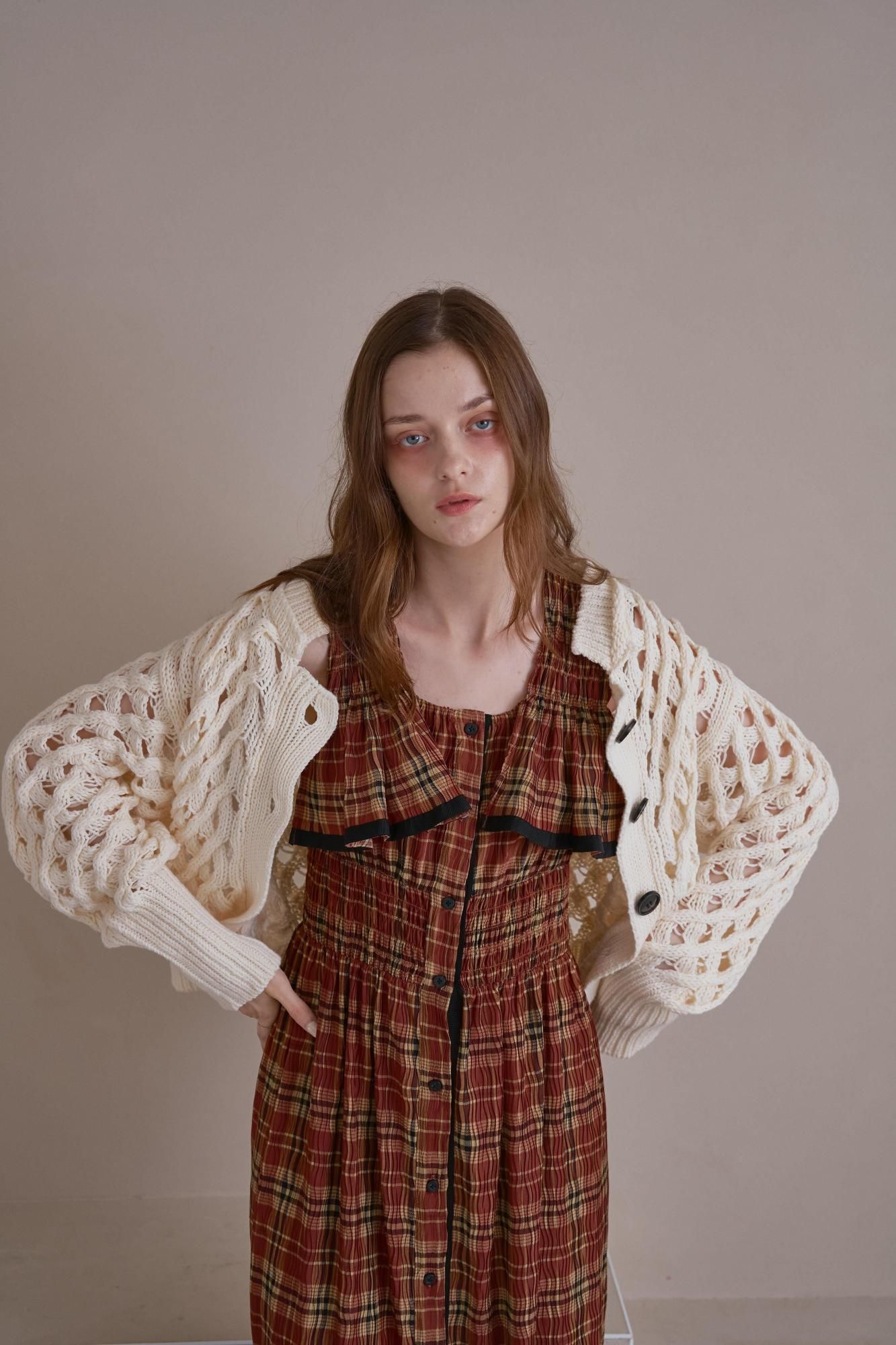 pinue シャーリングチェックワンピース　CHOCO XS【日和】 シャーリングチェックワンピース（TERRACOTTA） - PINUE