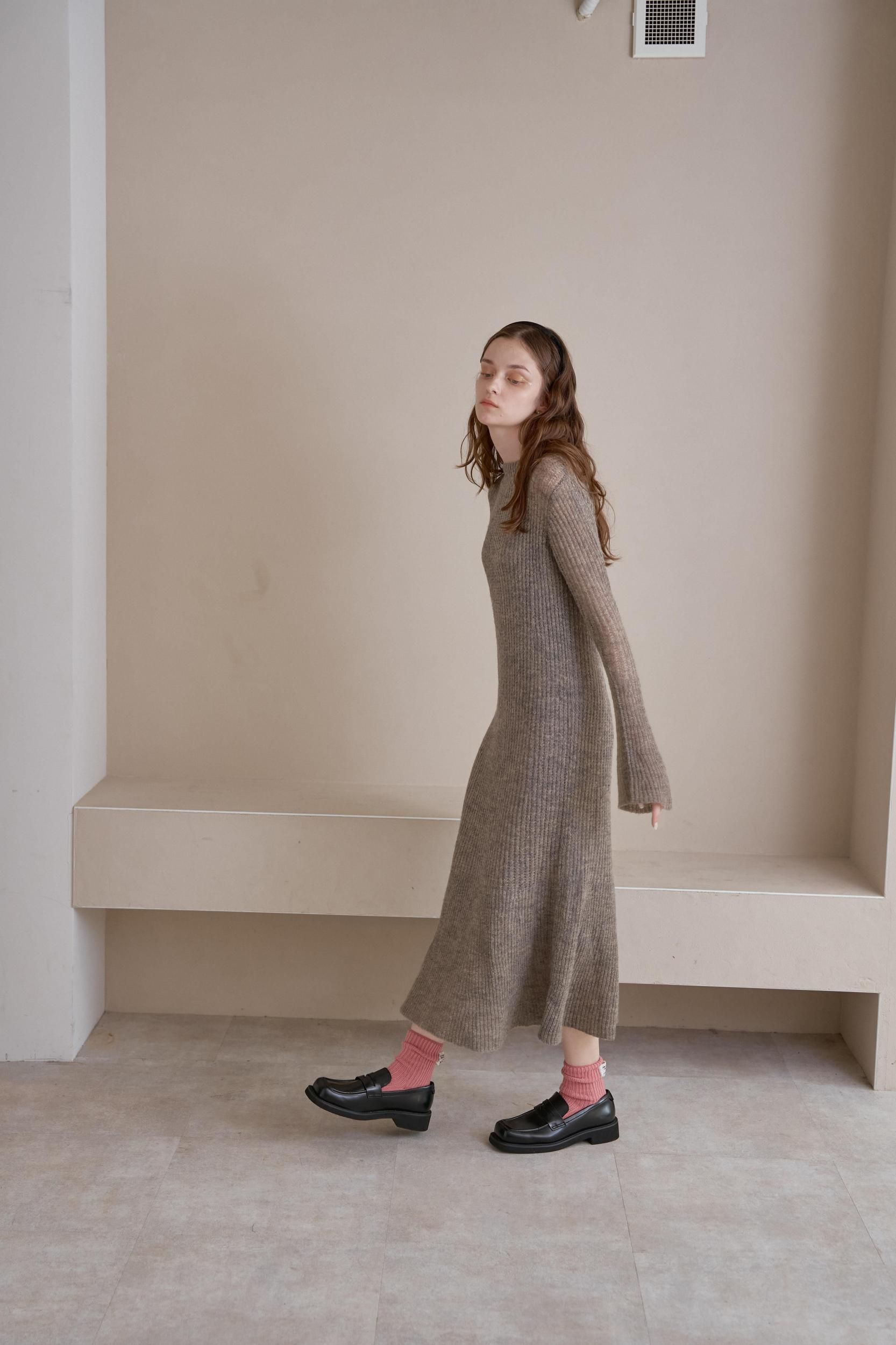 シアーニットワンピース（GRAY） - PINUE