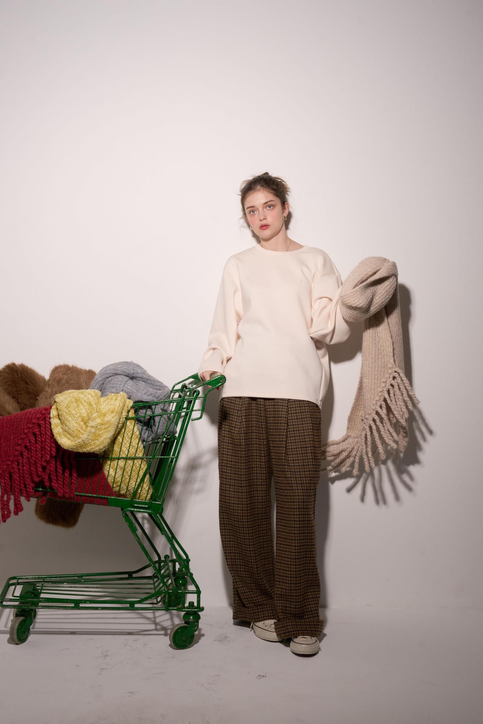 サイドタックデニムパンツ（BLUE） - PINUE