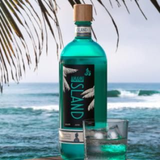 【黒糖焼酎】 ISLAND 720ml 【奄美大島 西平酒造】